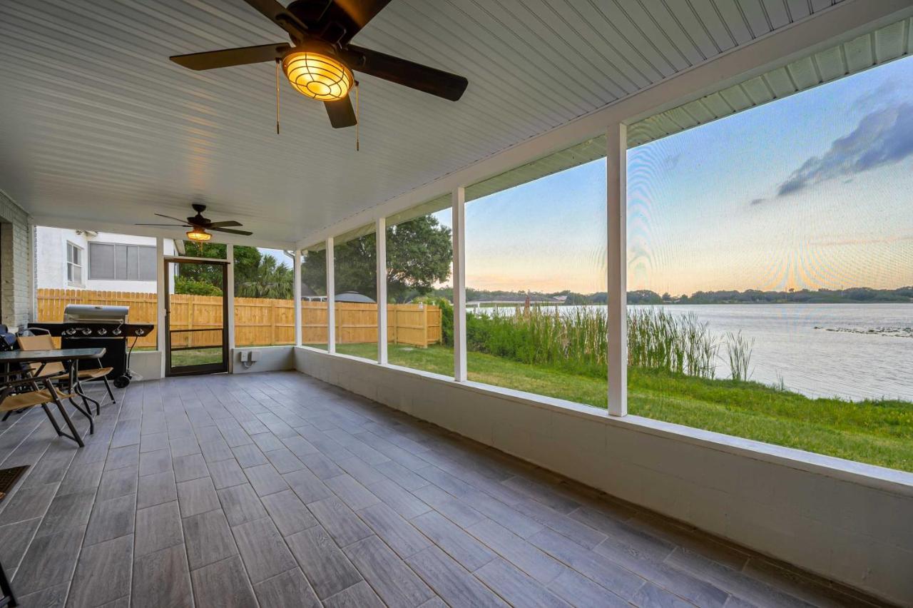 Lakefront Home With Screened Porch And Grill Winter Haven Eksteriør billede