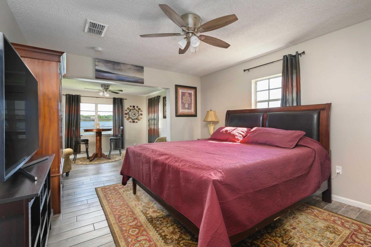 Lakefront Home With Screened Porch And Grill Winter Haven Eksteriør billede